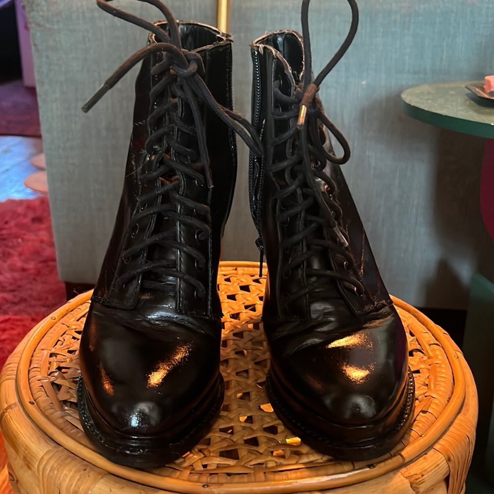 Seychelles Lace Up Highheeled Combat Boot ( black size 7)
